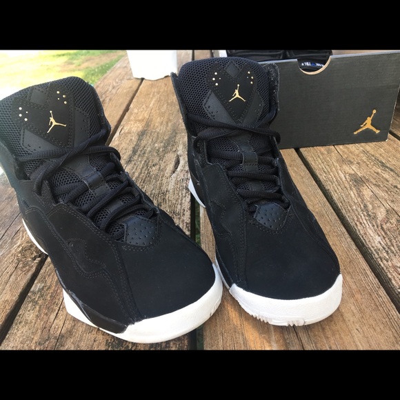 Sold🖤 - Picture 1 of 5